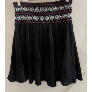 Torrid Skirt Womens Size 0 Black Pleated Embroidered Smocked Waist High Waisted